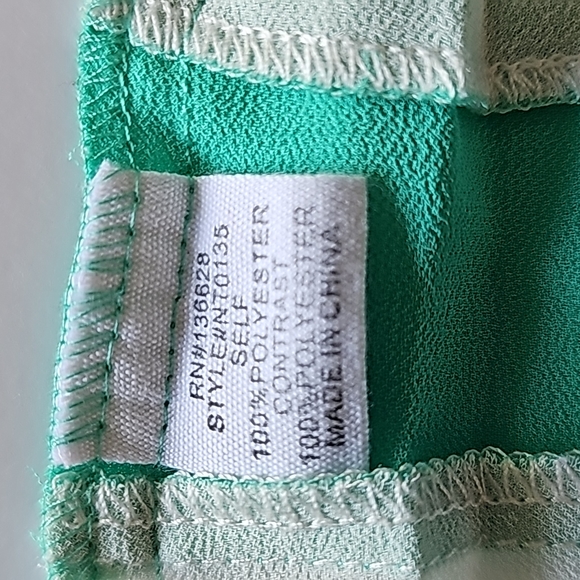 Naked Zebra Sleeveless Blouse Size S Turquoise A-Line Top Pleated Racer Back - Picture 6 of 6